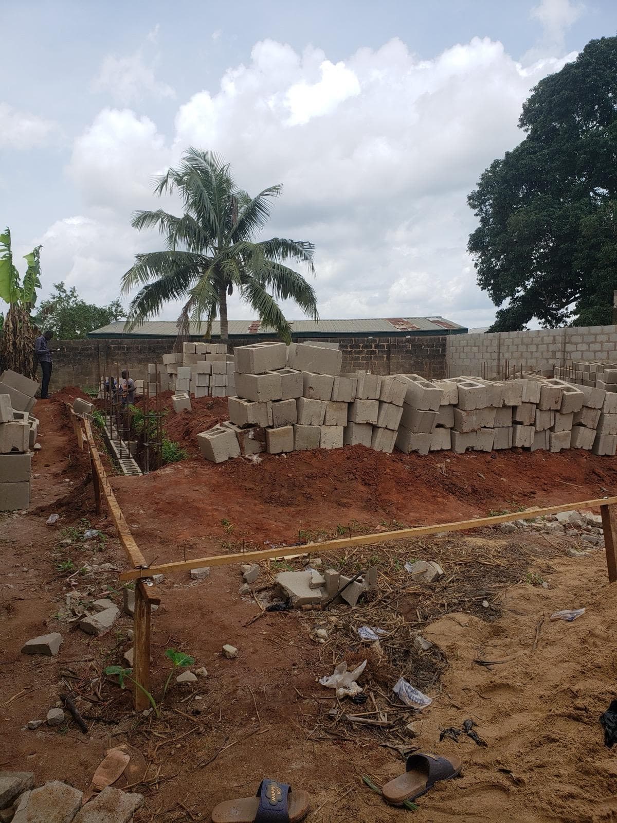 Setting of foundation block — photo 1